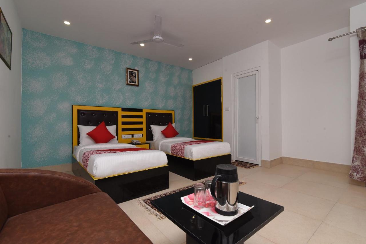 Capital O 13310 Noida Suites Dış mekan fotoğraf