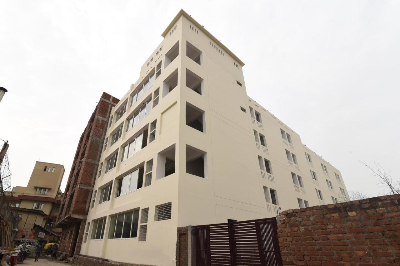 Capital O 13310 Noida Suites Dış mekan fotoğraf