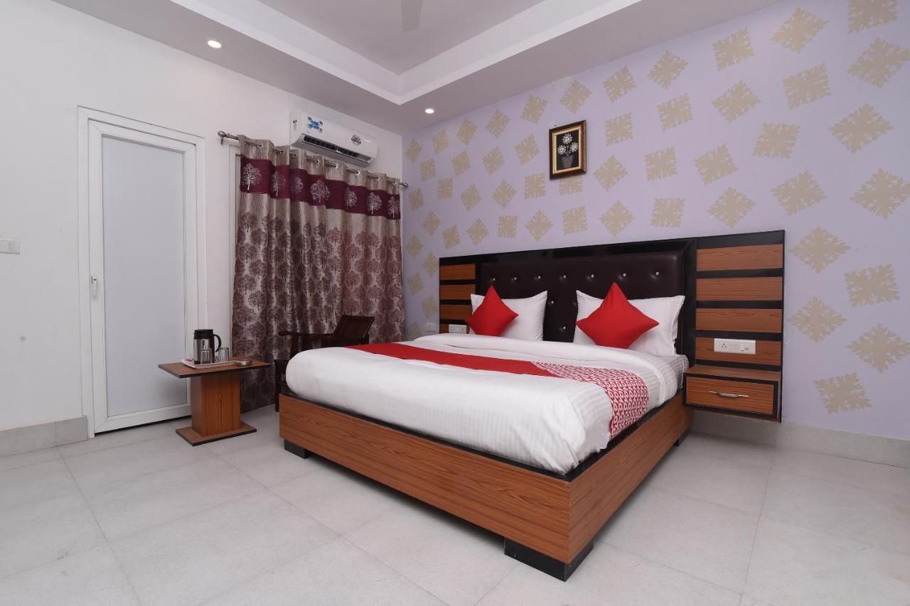 Capital O 13310 Noida Suites Dış mekan fotoğraf