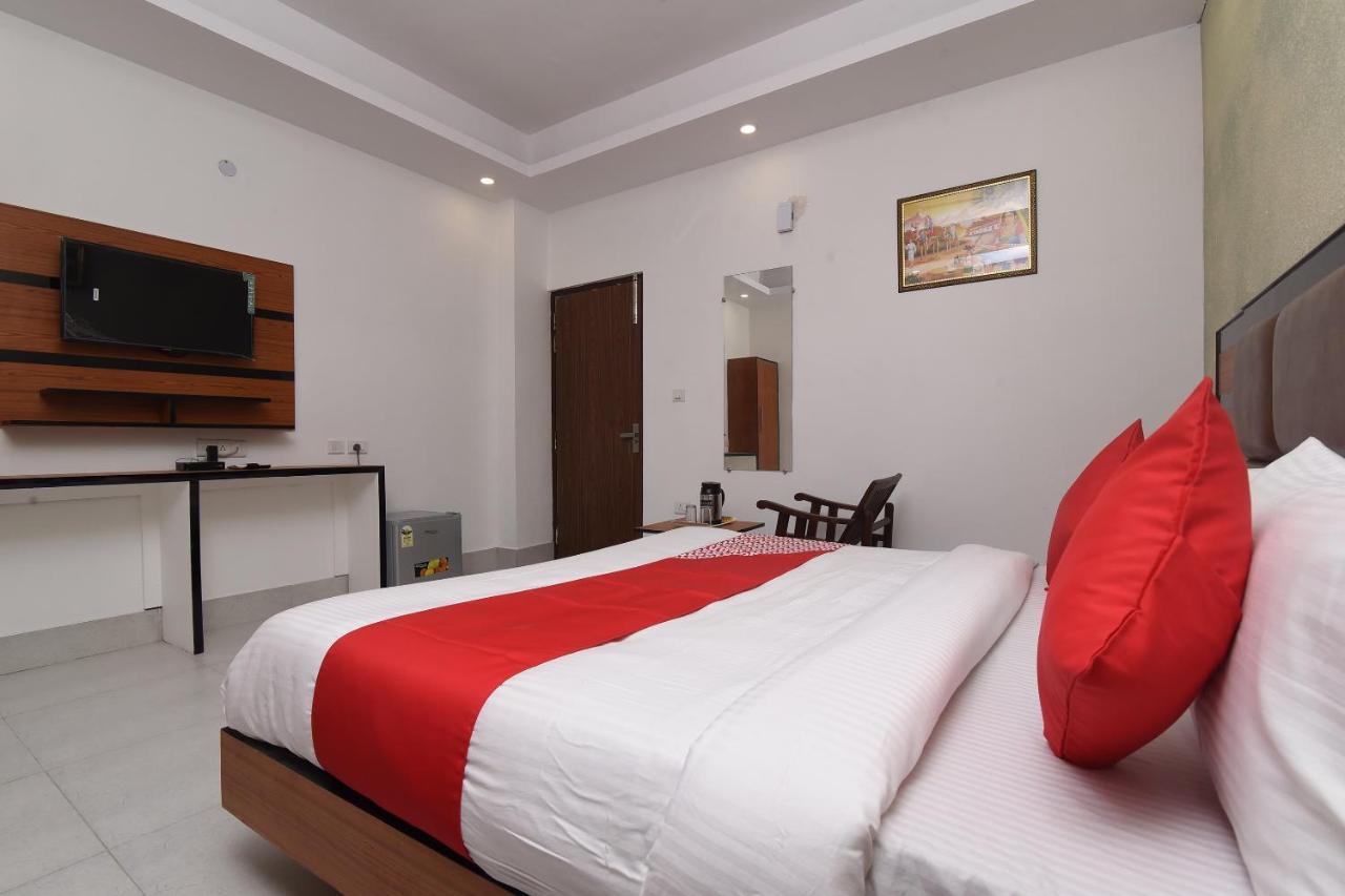Capital O 13310 Noida Suites Dış mekan fotoğraf