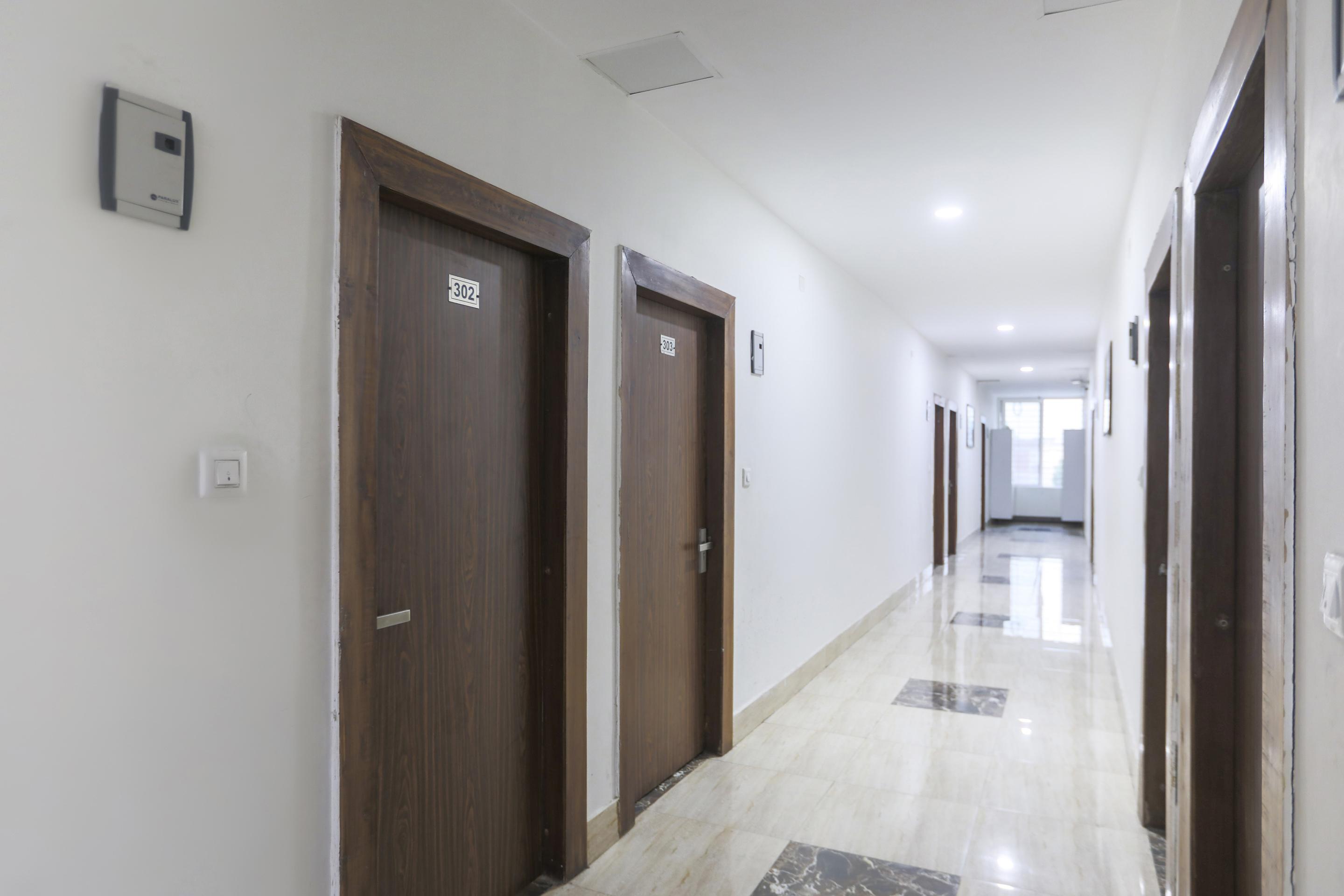 Capital O 13310 Noida Suites Dış mekan fotoğraf