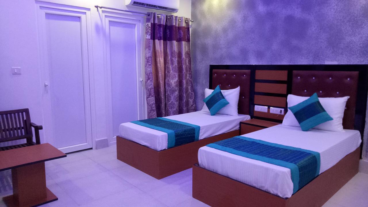 Capital O 13310 Noida Suites Dış mekan fotoğraf