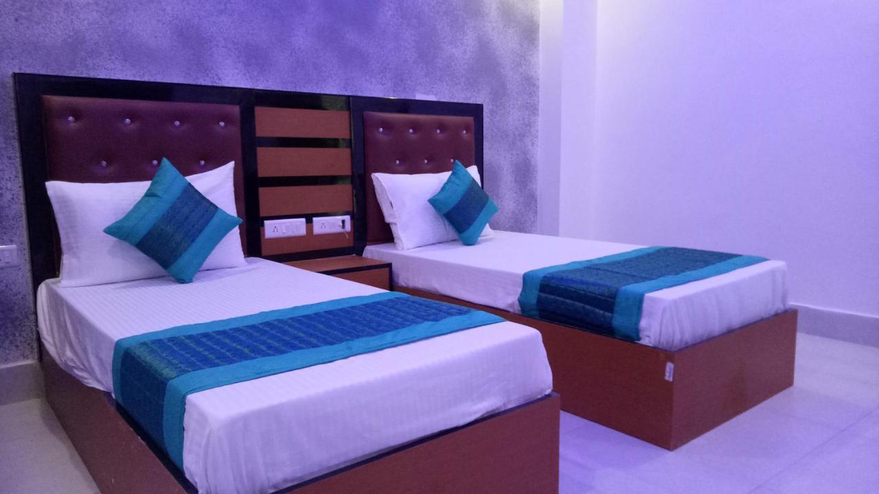 Capital O 13310 Noida Suites Dış mekan fotoğraf