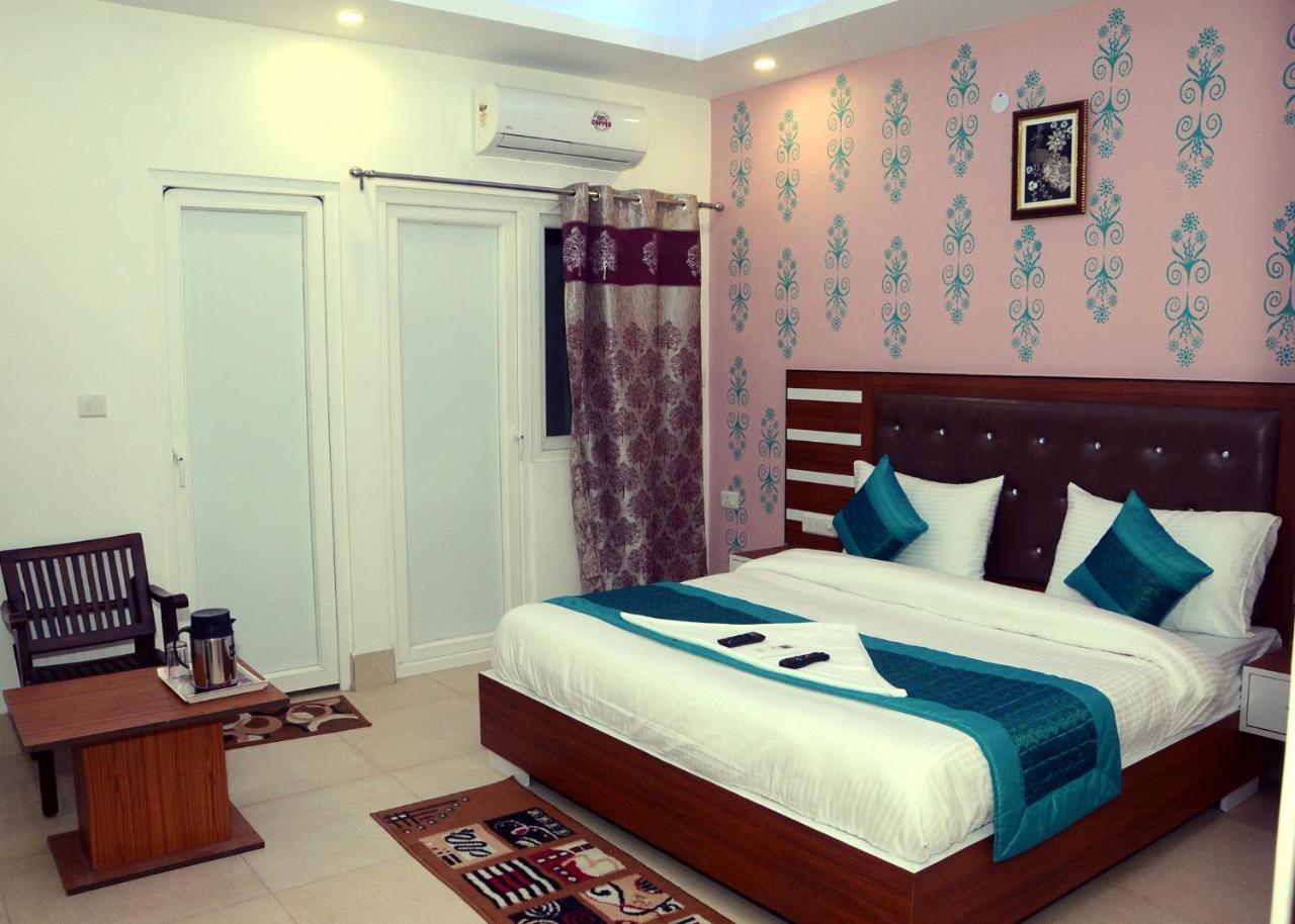 Capital O 13310 Noida Suites Dış mekan fotoğraf
